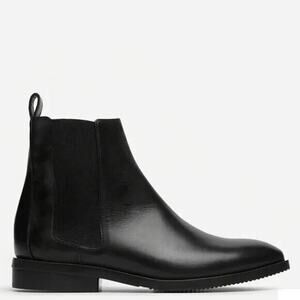 Everlane Black Leather Chelsea Booties